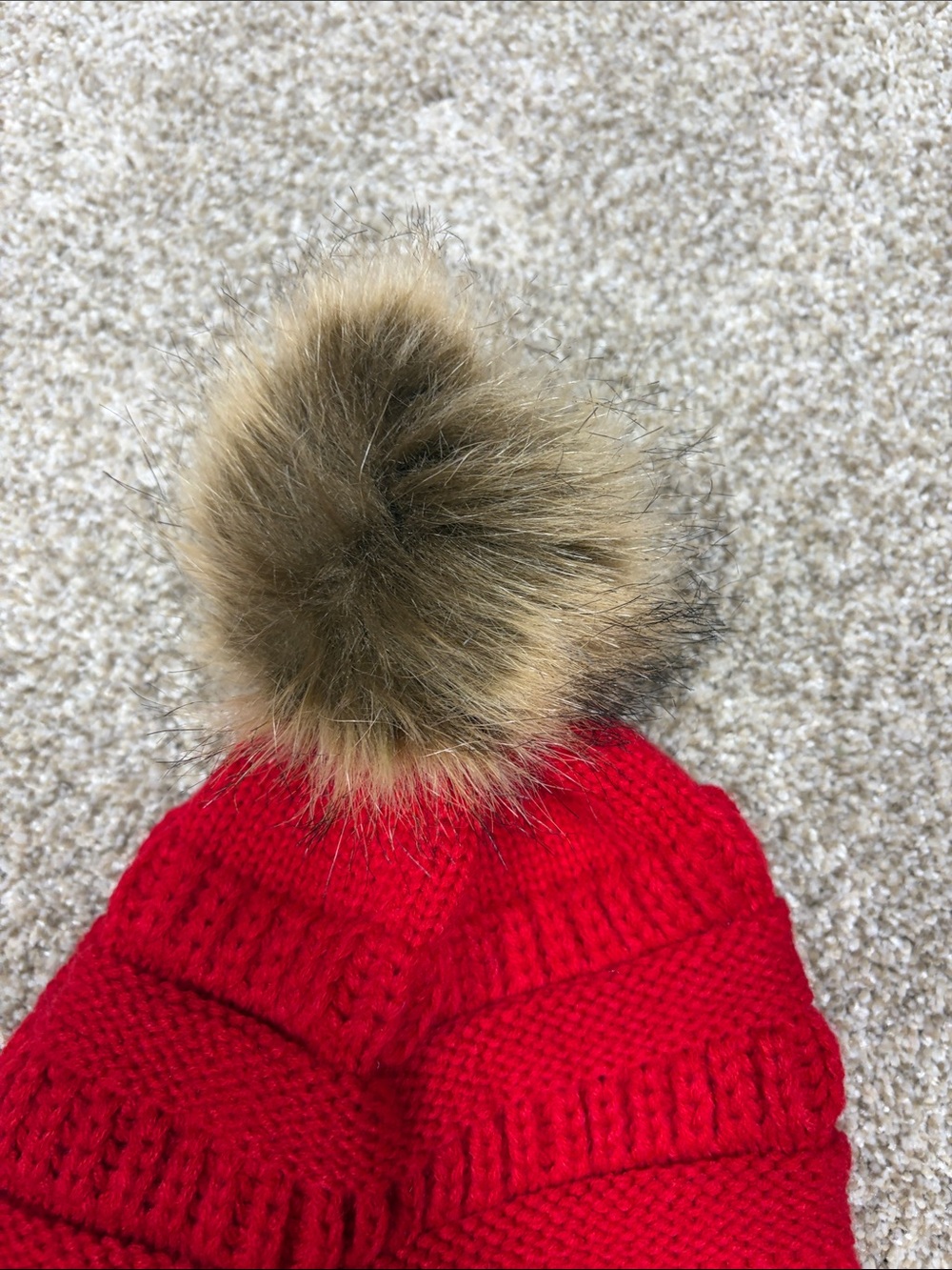 C.C. Red beanie - Picture 3 of 4